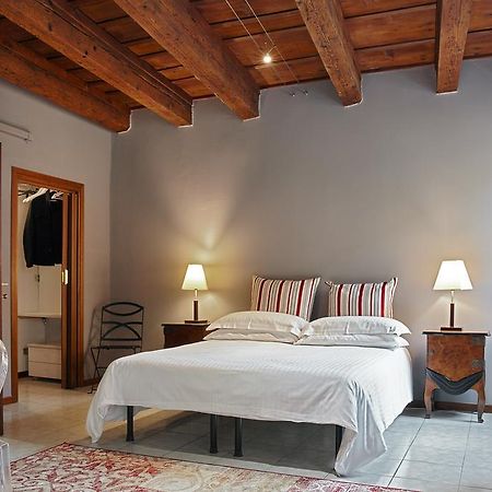 L'Ospite Appartamenti Vérone Extérieur photo