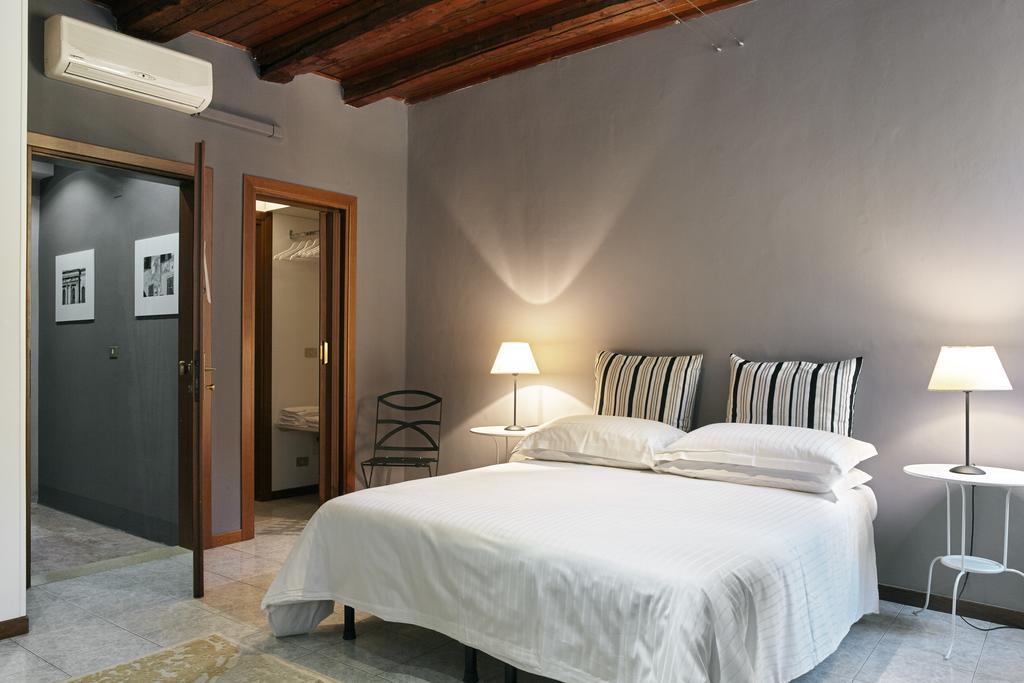 L'Ospite Appartamenti Vérone Extérieur photo