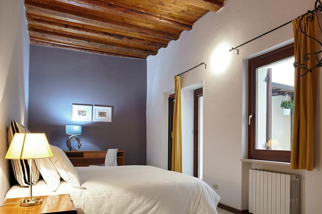 L'Ospite Appartamenti Vérone Extérieur photo