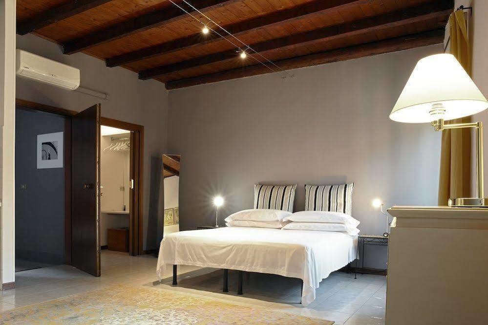 L'Ospite Appartamenti Vérone Extérieur photo